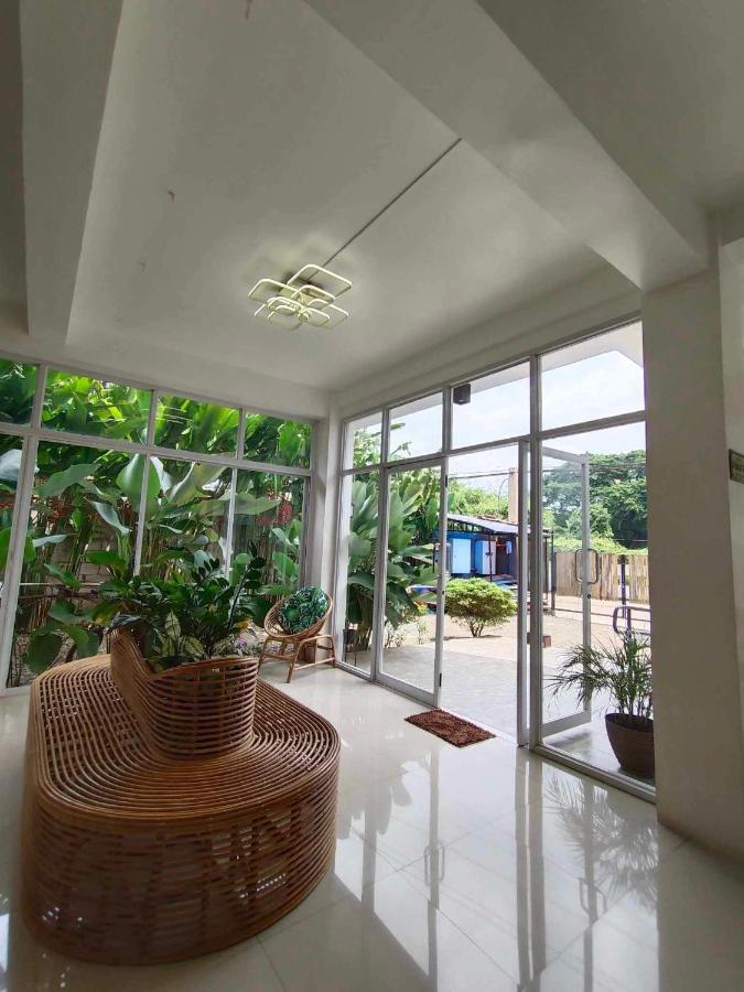 Frachette'S Bed & Breakfast Puerto Princesa Exteriör bild