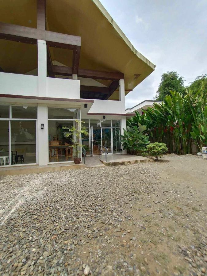 Frachette'S Bed & Breakfast Puerto Princesa Exteriör bild