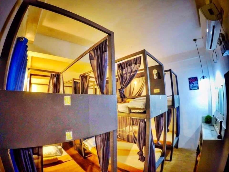 Frachette'S Bed & Breakfast Puerto Princesa Exteriör bild